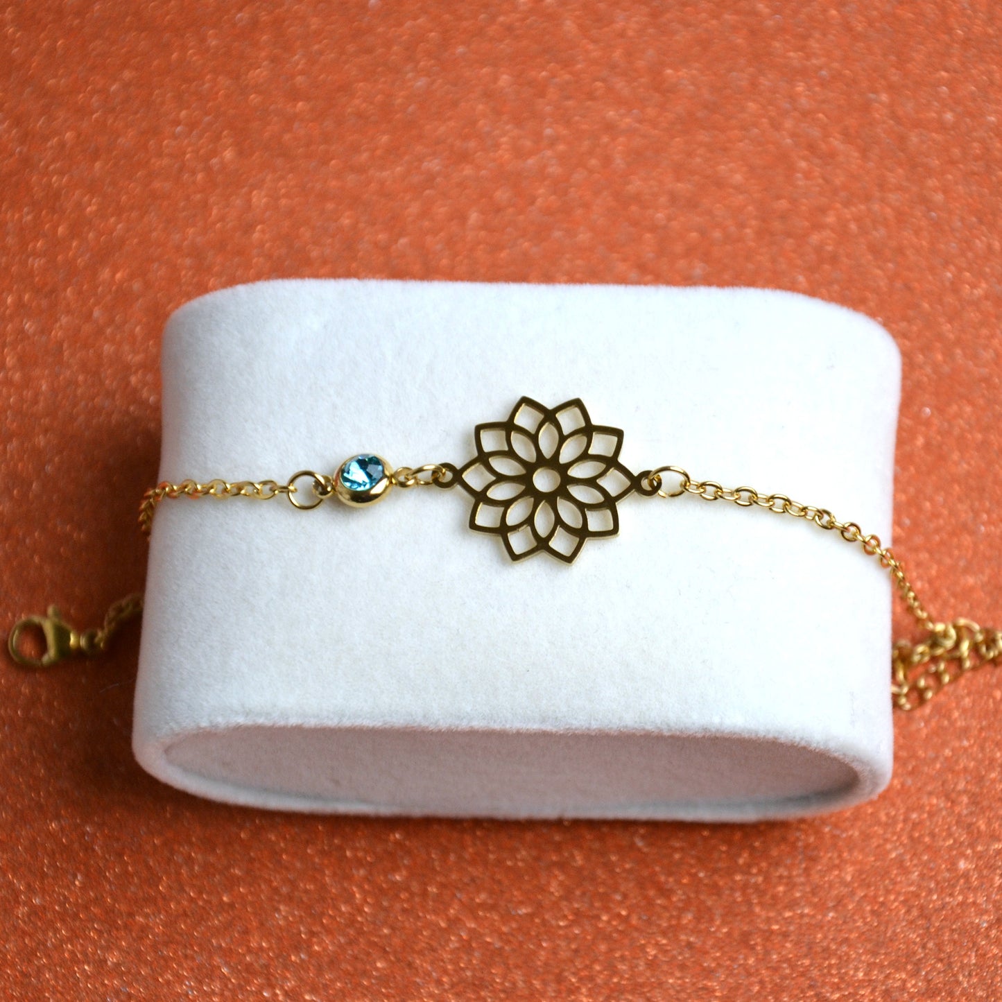 Bracelet Rosace – Acier Inoxydable Doré ✨