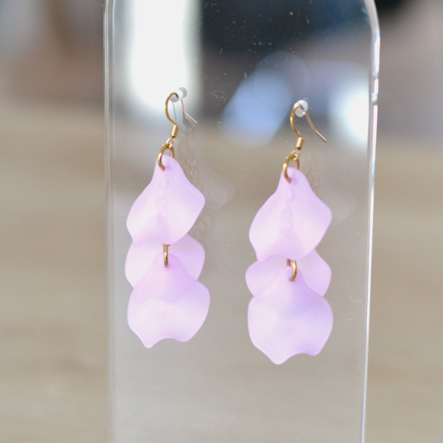 Boucles d'oreilles - Pétales chaine dorée