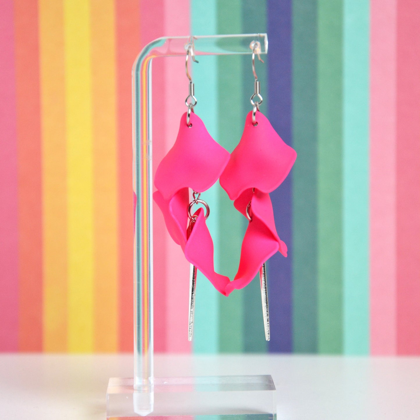 Boucles D'oreilles - Pétales d'aiguille - rose fluo