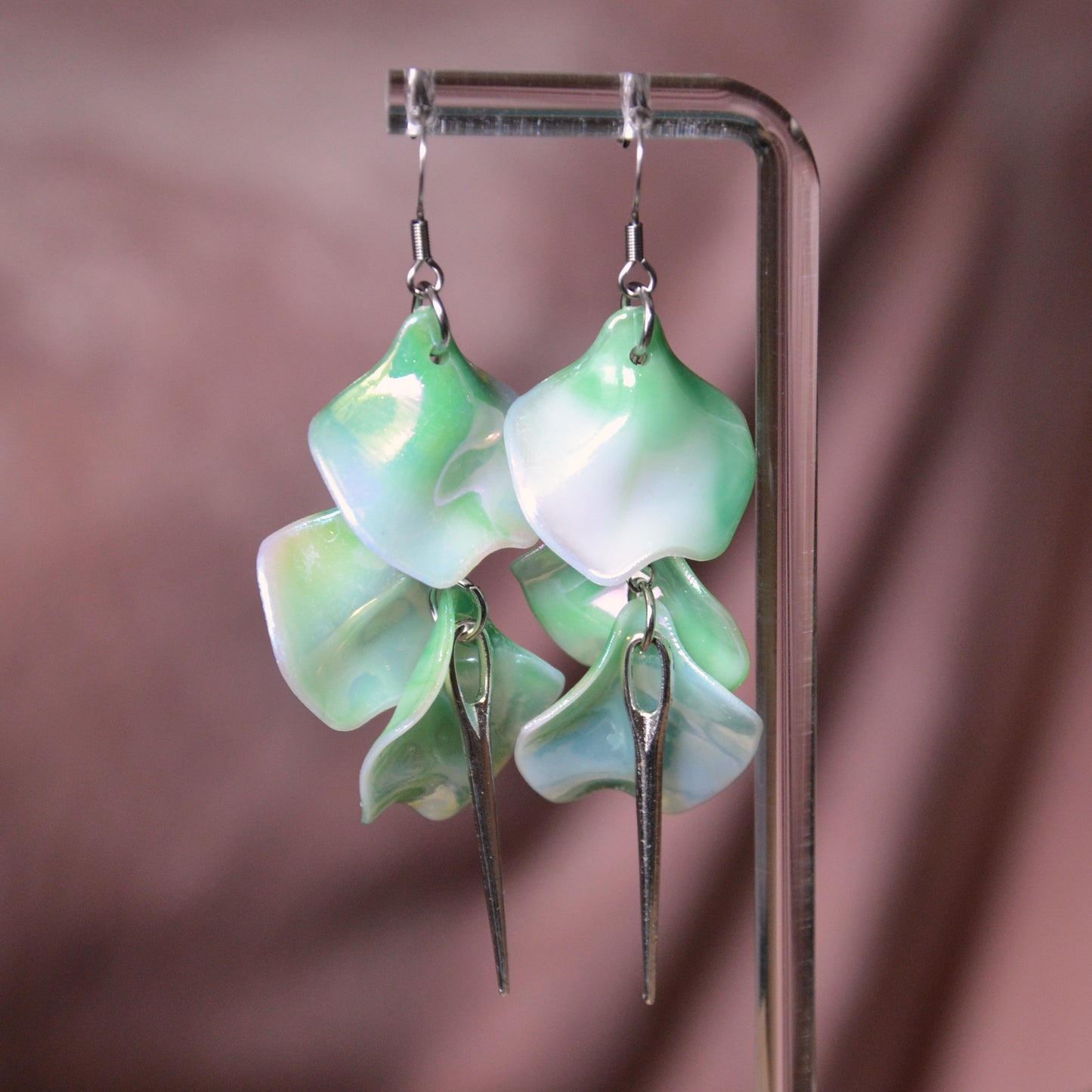 Boucles D'oreilles - Pétales d'aiguille - Dégradé de vert