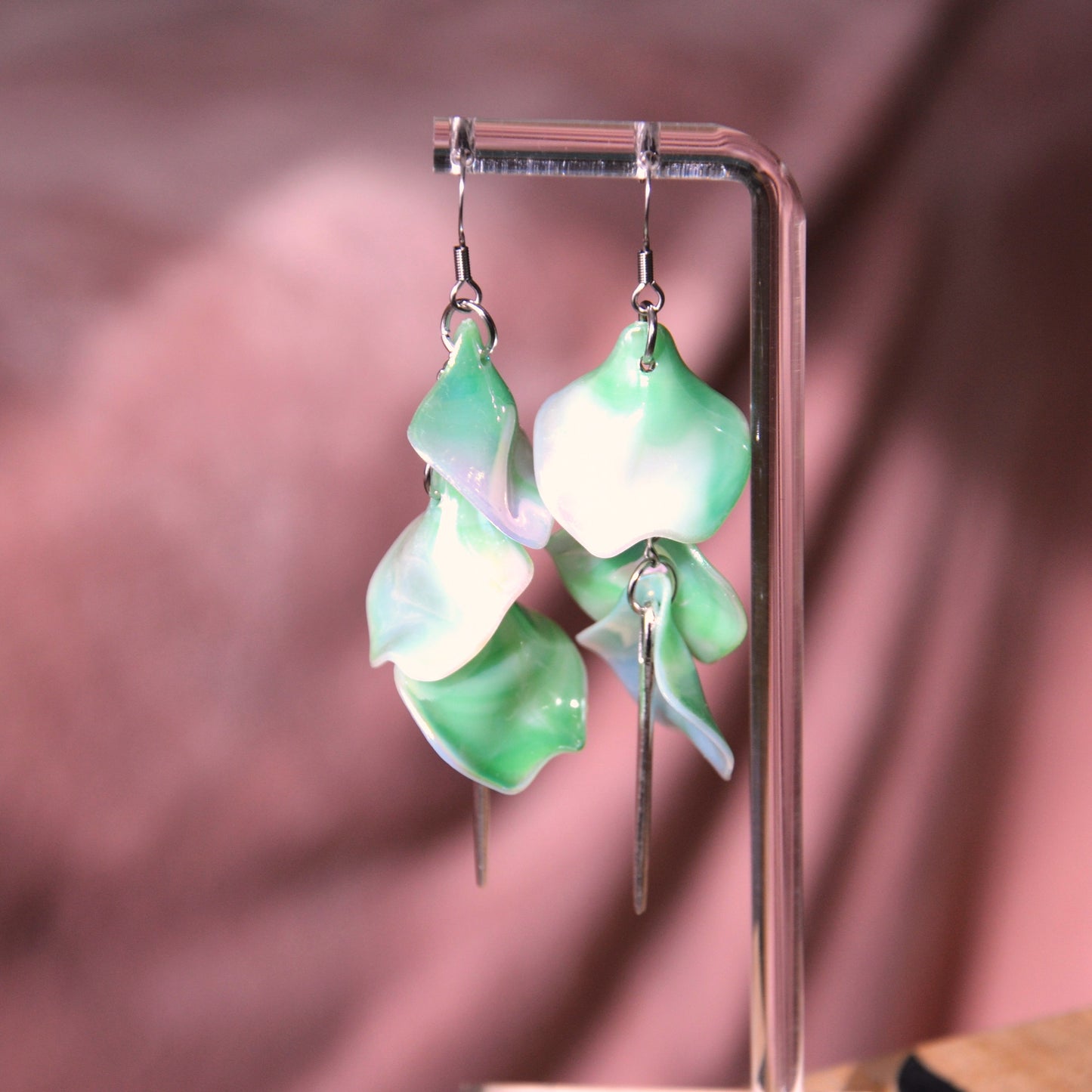 Boucles D'oreilles - Pétales d'aiguille - Dégradé de vert