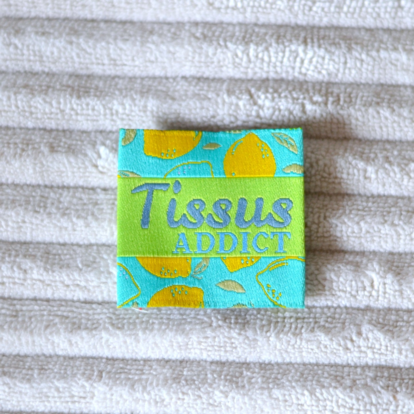 Étiquettes tissées « Tissus Addict » – Édition revisitée