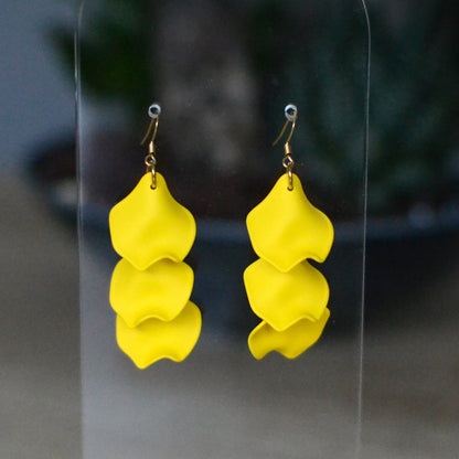 Boucles d'oreilles - Pétales chaine dorée
