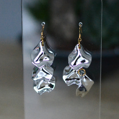 Boucles d'oreilles - Pétales chaine dorée