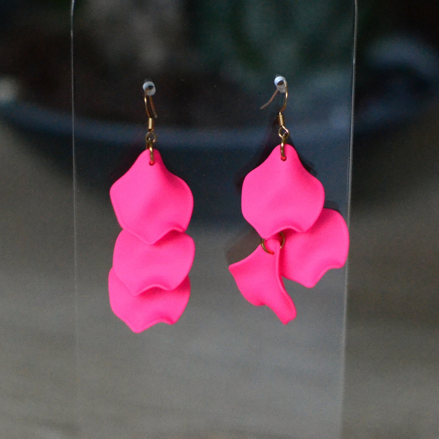 Boucles d'oreilles - Pétales chaine dorée