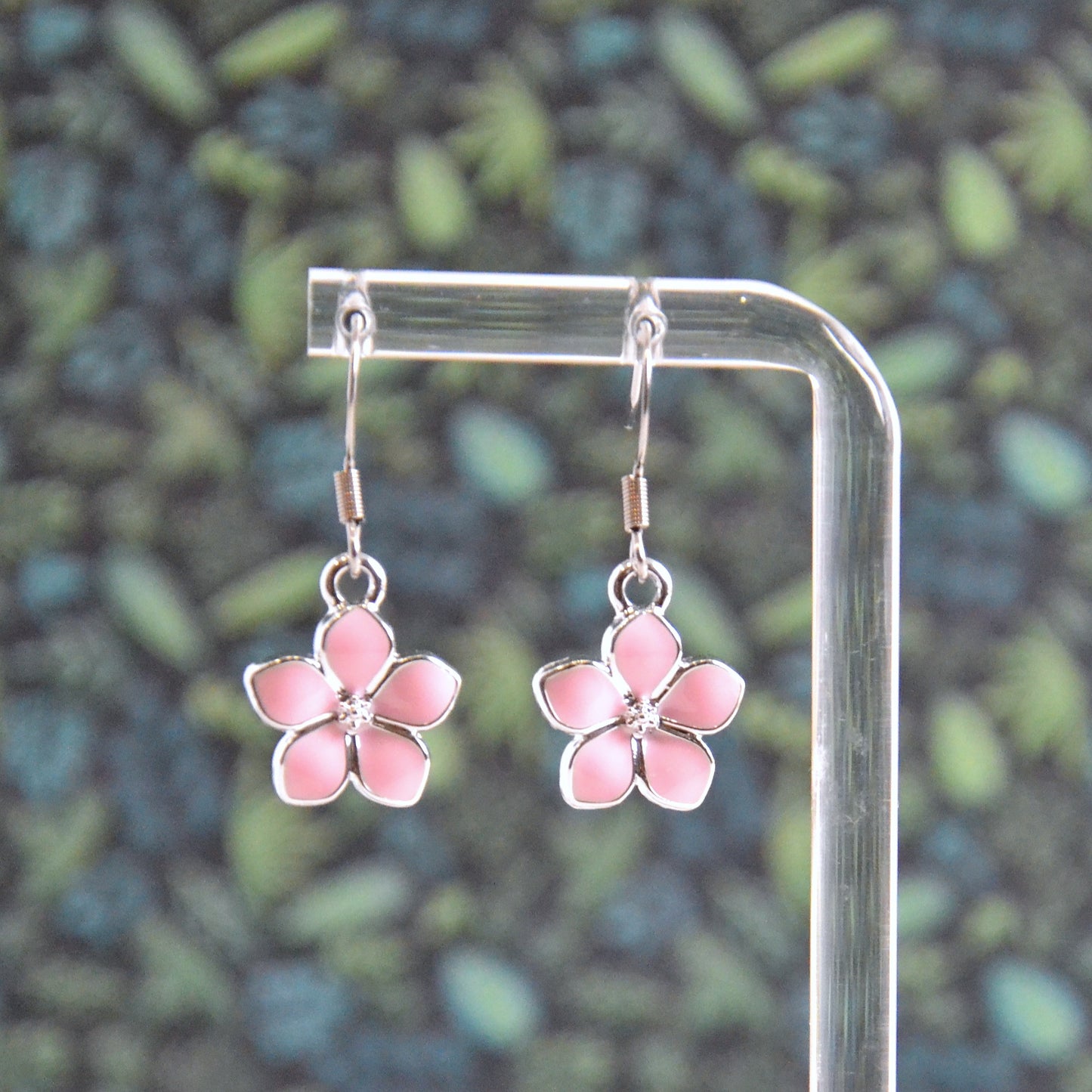 Boucles d'oreilles - fleur simple argentée