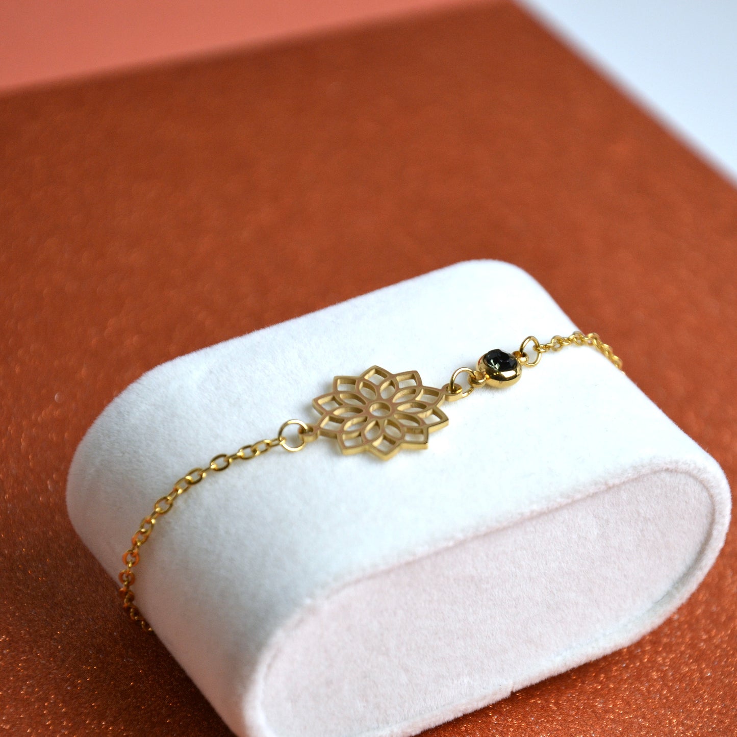 Bracelet Rosace – Acier Inoxydable Doré ✨