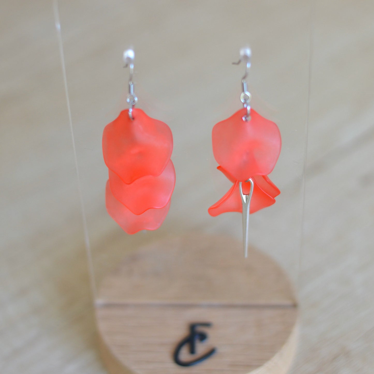 Boucles D'oreilles - Pétales d'aiguille - Corail translucide