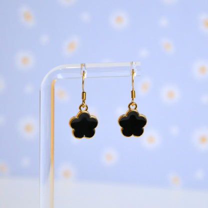 Boucles d'oreilles - Fleur simple dorée