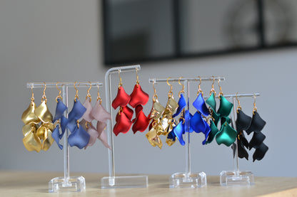 Boucles d'oreilles - Pétales chaine dorée