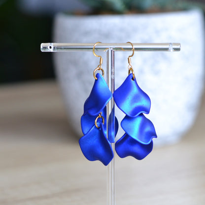 Boucles d'oreilles - Pétales chaine dorée