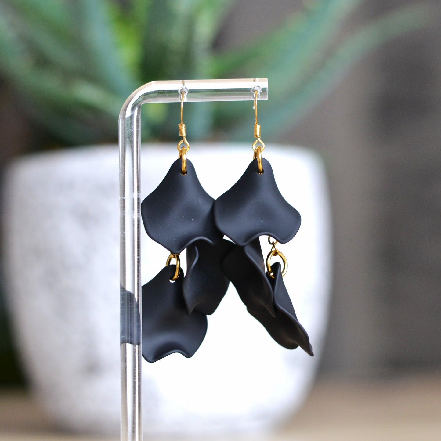 Boucles d'oreilles - Pétales chaine dorée