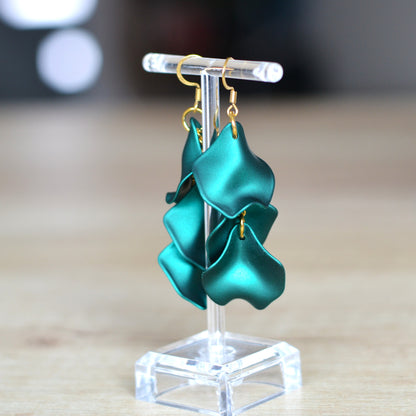 Boucles d'oreilles - Pétales chaine dorée