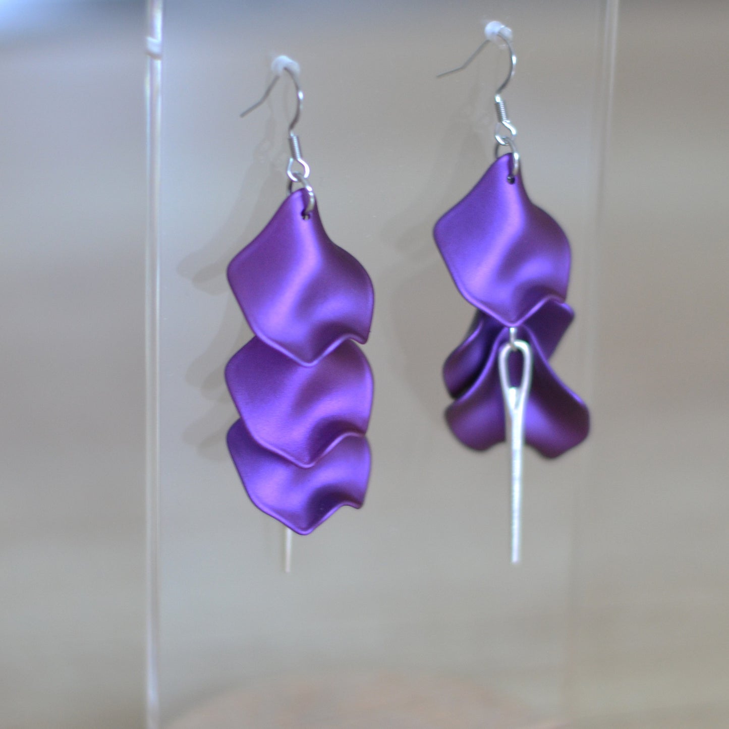 Boucles D'oreilles - Pétales d'aiguille - Ultra violet