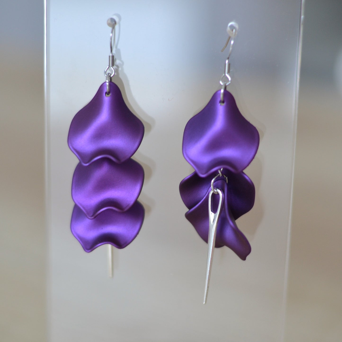 Boucles D'oreilles - Pétales d'aiguille - Ultra violet