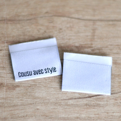 Étiquette tissée "Cousu avec style" – Petit format