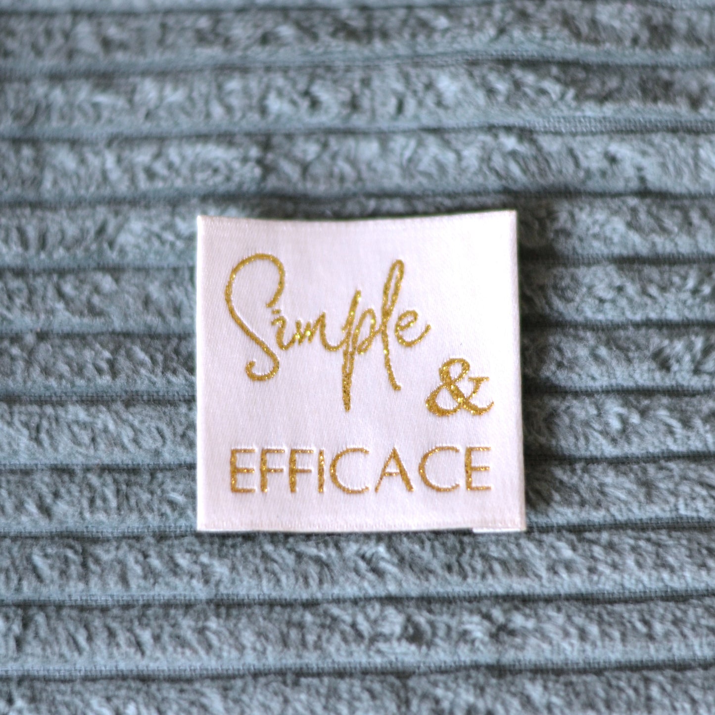 Étiquettes tissées « Simple & Efficace » – Édition revisitée